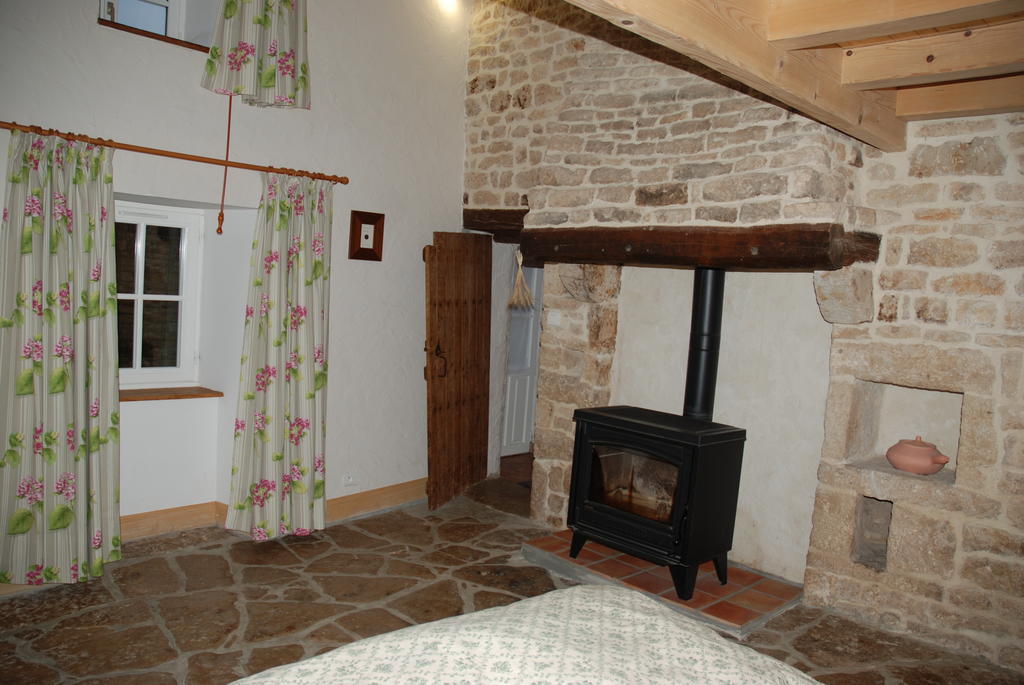 Bed and Breakfast Couette Et Potager D'Antan Melle  Экстерьер фото